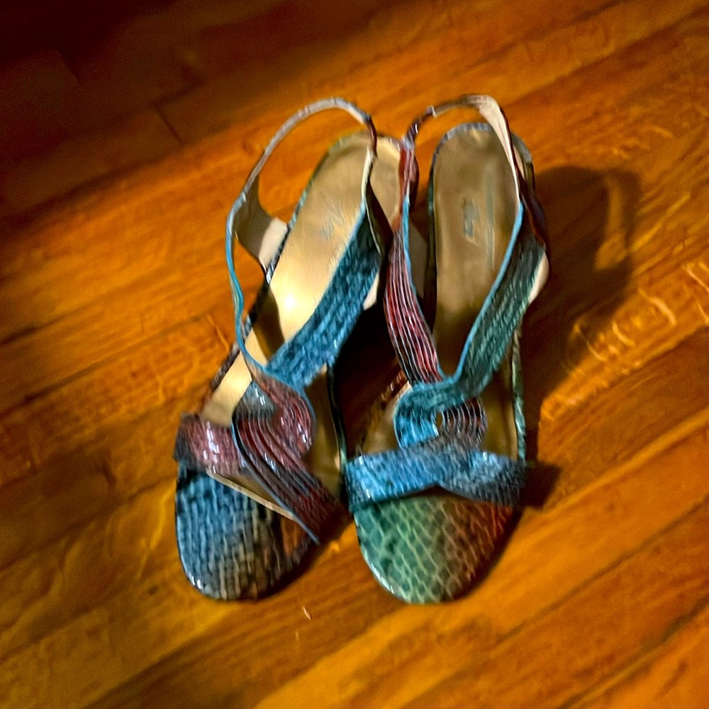 Anne Klein sandals with wedge heels end of summer special